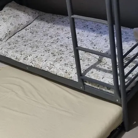 Apartman 2br-7 Guests-free Parking-pool-aircon *